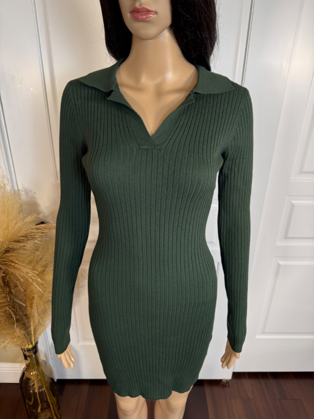 DARK GREEN LONG SLEEVE COLLARD RIBBED MINI DRESS SIZE SMALL - NWOT - Picture 2 of 16